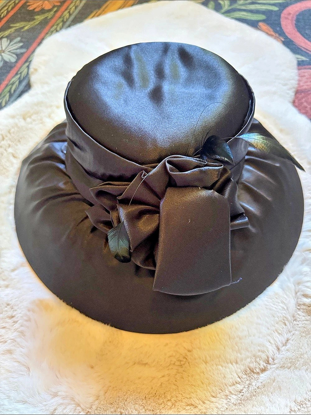 Giovannio Vintage Women's Black Satin Bow Hat, Church, Dress.